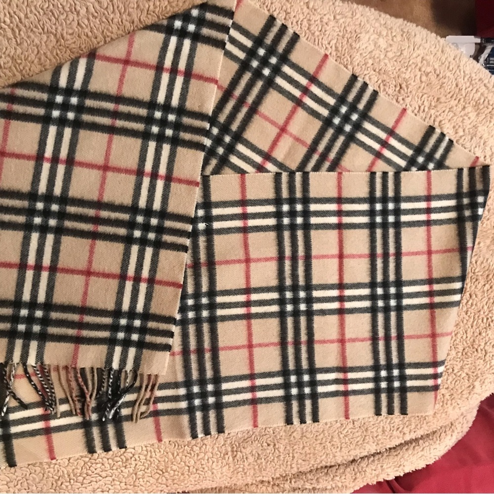 Authentic vintage Burberry London Plaid cashmere scarf - Picture 2 of 5
